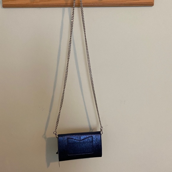 NWT Banana Republic crossbody phone wallet —$35 - Picture 10 of 11